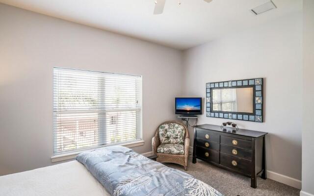 Bradenton Beach Club by RVA