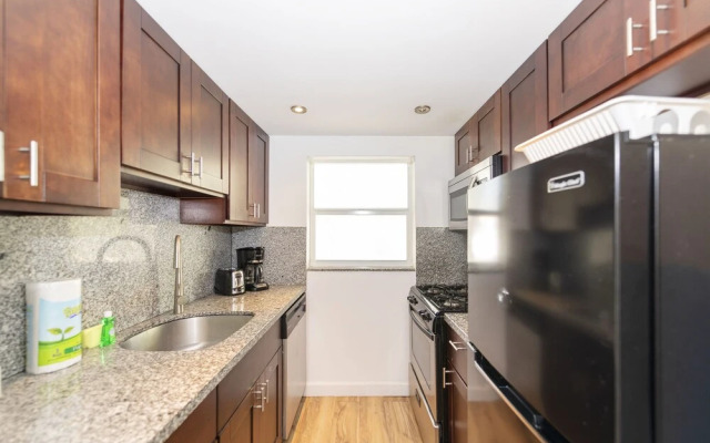 Sofi Beach Apartment