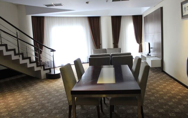President Executive Club