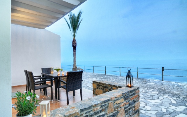 Myrtos Mare Suites