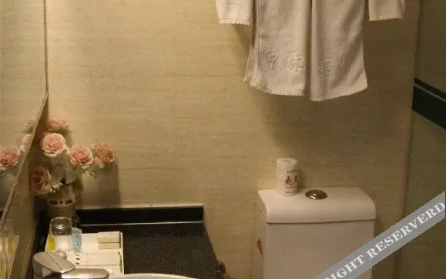 Zhonglin Hotel