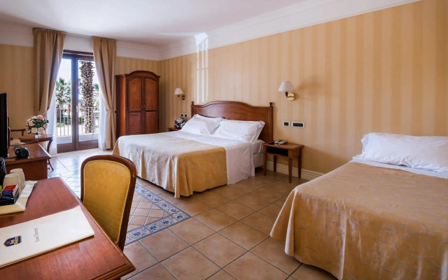 Dioscuri Bay Palace Hotel