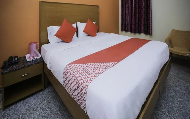 Sri Subbiah Inn By OYO Rooms