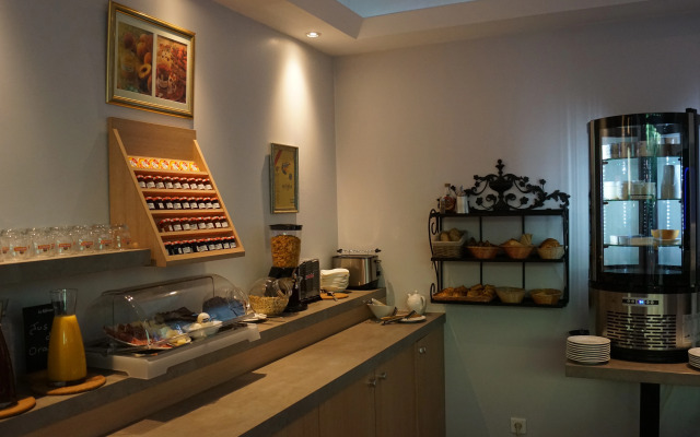 Hotel Aux Berges de l'Aveyron