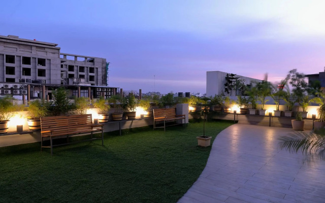 Hotel Sifat International