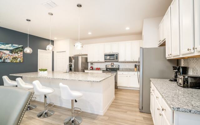 6121bod 11 Bedroom 9 Bathrrom