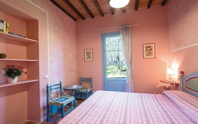 Beautiful Home in Buggiano PT With Wifi and 3 Bedrooms