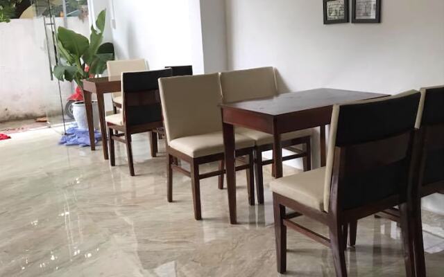 Sunshine Hostel Hue