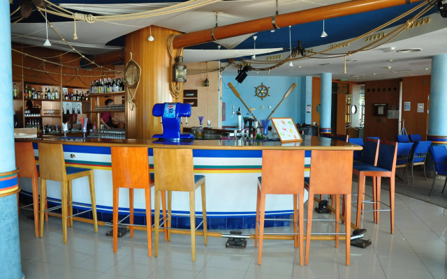 SBH Crystal Beach Hotel & Suites - Adults Only