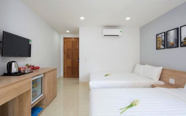 Luna House Danang