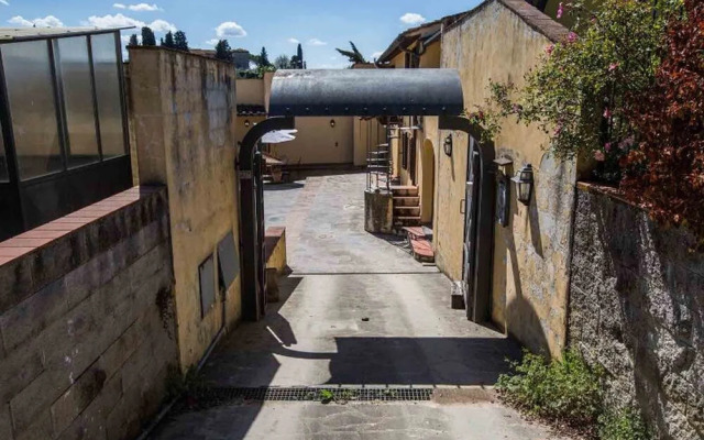 Tinaia-1 Villa, 1116 Beds