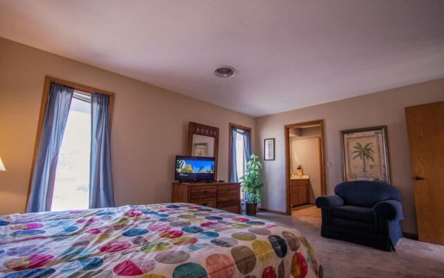 Woodlands Retreat