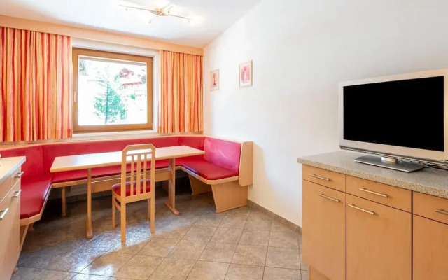 Lovely Holiday Home With Ski-storage