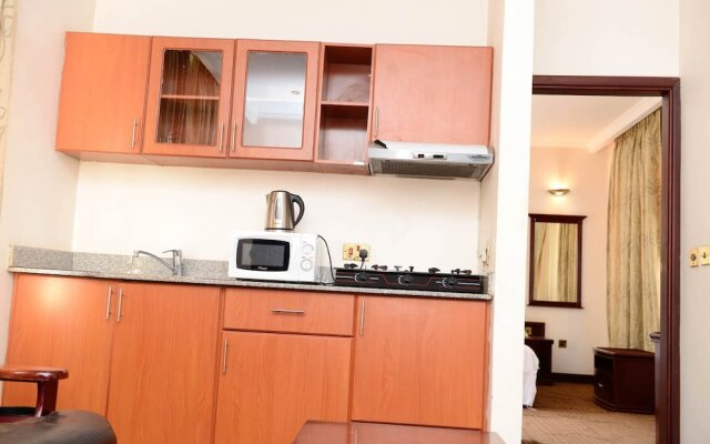 Room in Apartment - This Junior Suite Will Give a Wonderful Stay With its Great Amenities