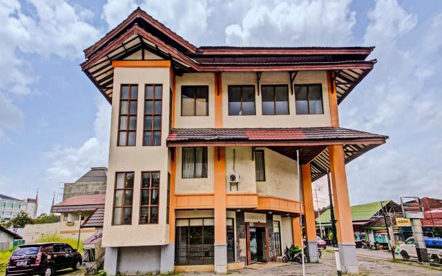 OYO 91862 Hotel Hayani