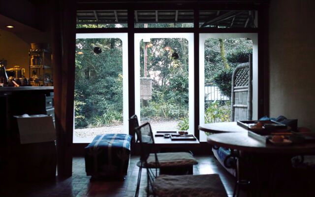 Japanese Inn Yoshimizu