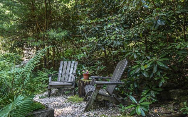 Tucked Inn 4 Bedroom House