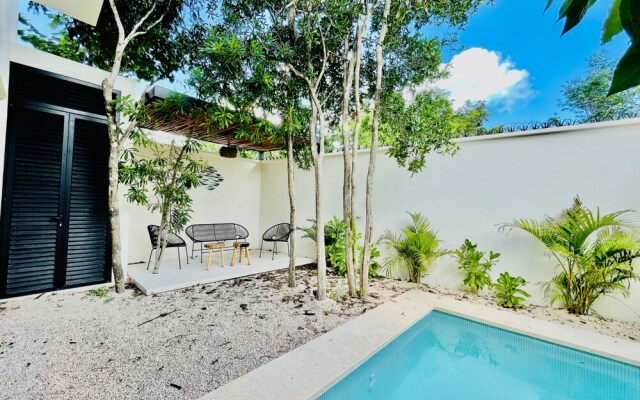 Jungle House By Lockey