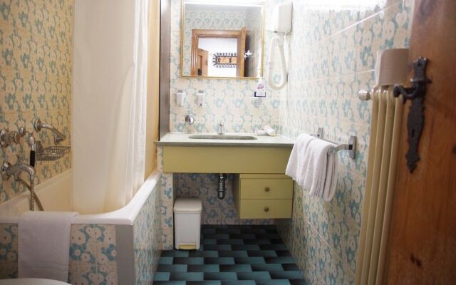 Guesthouse & Aparthotel Chesa Silva