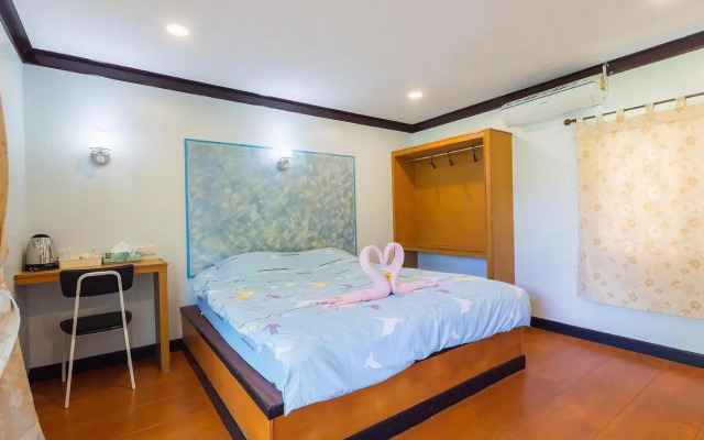 Crazy Mojito Restaurant & Bungalow