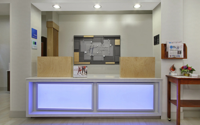 Holiday Inn Express Boonville by IHG