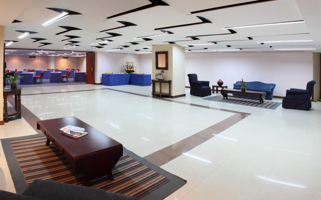 Windsor House Inn By Geh Suites