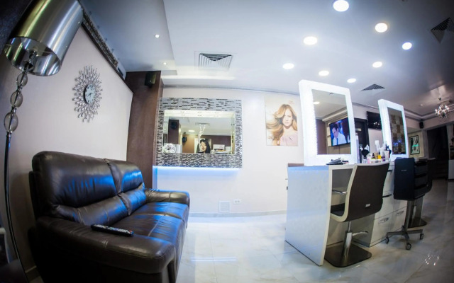 West Plaza Hotel