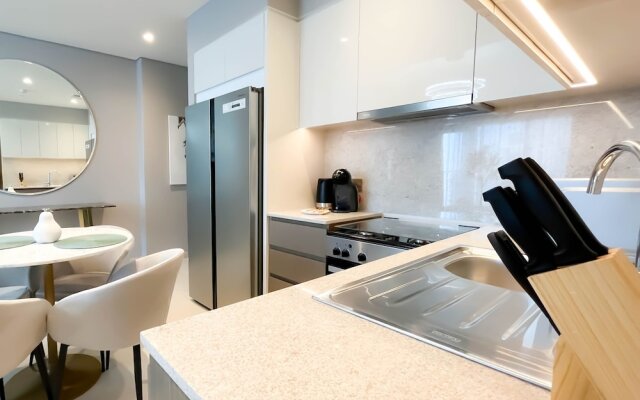 Luxury Burj Royale Burj Khalifa & Fountain view