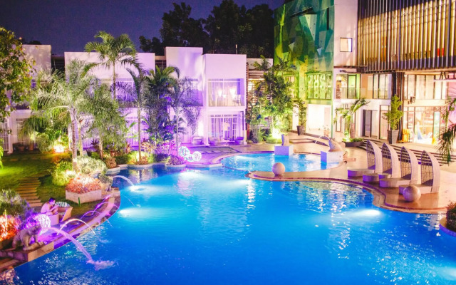 Aziza Paradise Hotel