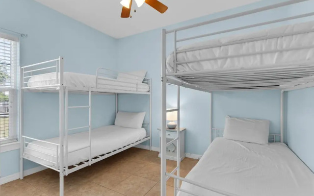 Suzwinks Beach House