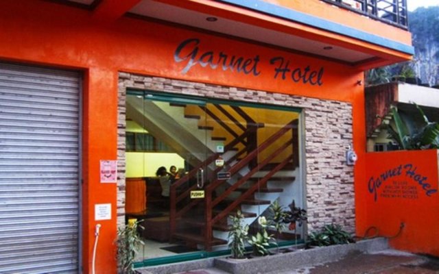 Garnet Hotel