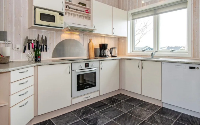 6 Person Holiday Home in Haderslev