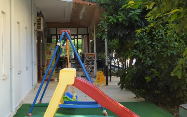 Sailor Apart Hotel