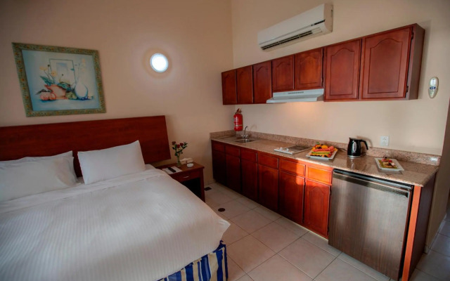 Sunset Beach Resort Marina & Spa