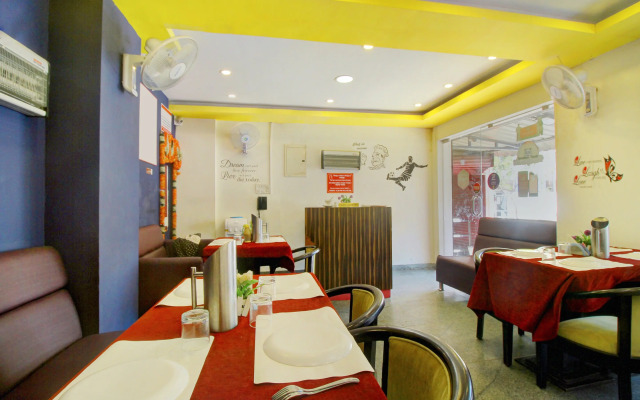 OYO Flagship 4584 India Gate