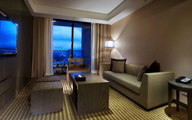Two Tails Hotel Luzhou