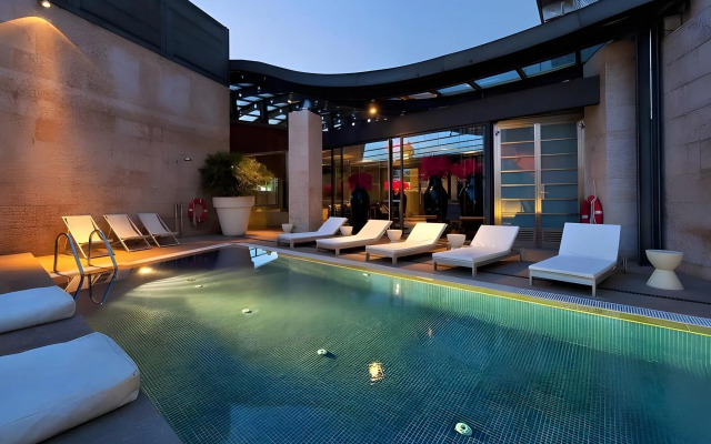 Hotel Urban, a Small Luxury Hotel of the World