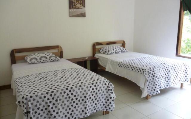 Dewi Garden Guesthouse