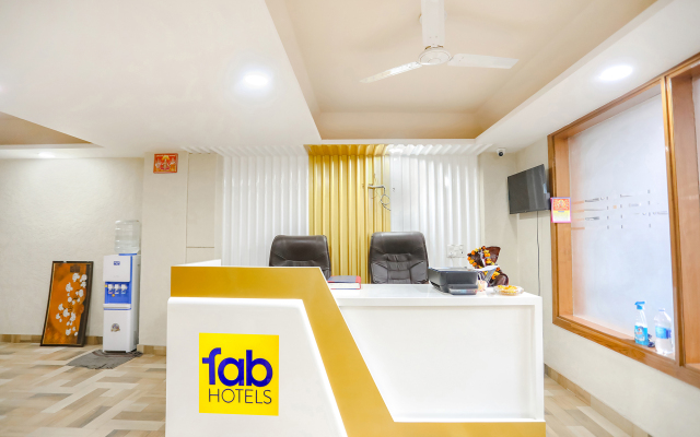 FabHotel Diamond