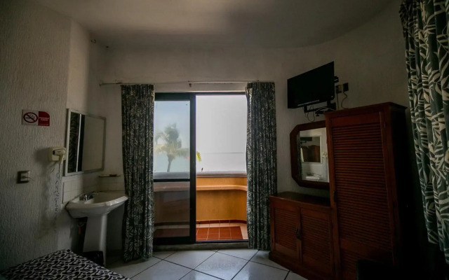 Hotel Candilejas Playa