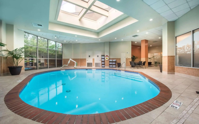 Embassy Suites by Hilton Seattle Tacoma International Airport