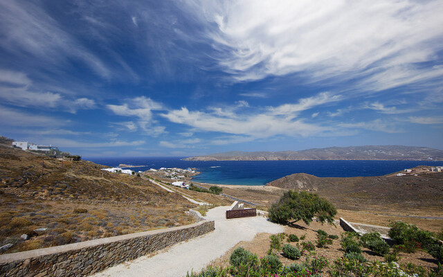 Luxury Villa With Breathtaking Infinite Sea View and Private Pool