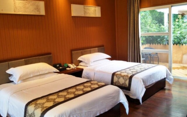 Yi Jing Lin Feng Hot Spring Hotel