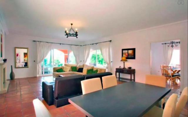 Villa 9 La Alzambra-Puerto Banus
