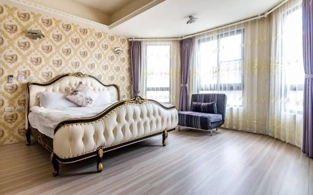 Lucent Bed & Breakfast