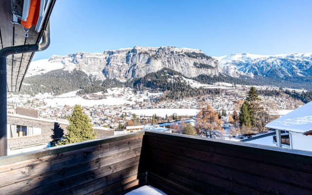 Edelweiss Casa Surmir