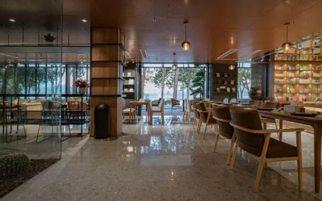 Itree Lake View Academy Hostel