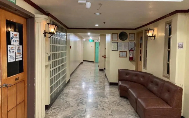 The DYNASTY COURT Hotel