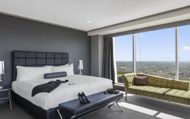 Meriton Suites World Tower