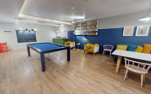 Student Only Studio with Kitchenette
